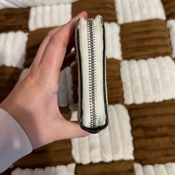 Jimmy Choo Star Studded Wallet in light gray - Picture 3 of 8